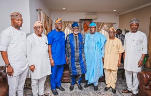 Makinde, Fayemi, Others Visit Akeredolu Over Mother's Death [Photos]