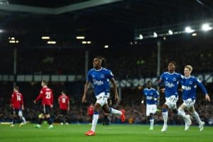 Alex Iwobi scores against manchester united