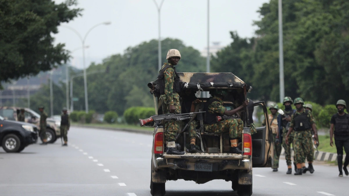 BREAKING: One Killed As Soldiers Fire Gun At Ibadan Protesters