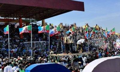 Photos: Massive Crowd Welcome Tinubu, Buhari, Others As APC Kicks Of Presidential Campaign In Plateau