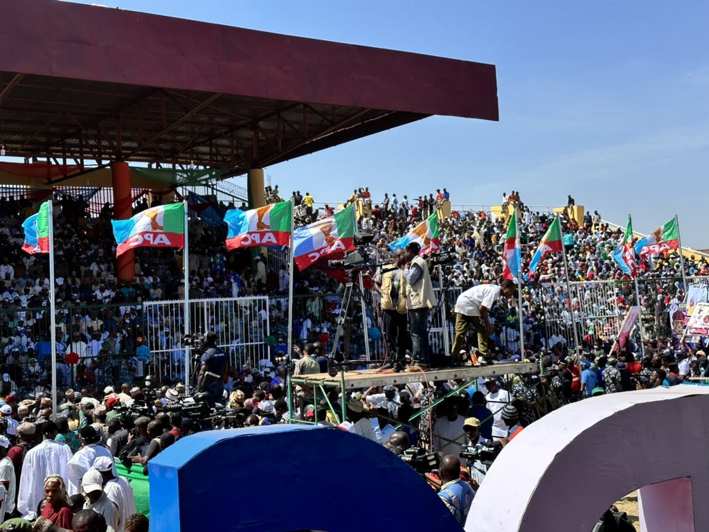 Photos: Massive Crowd Welcome Tinubu, Buhari, Others As APC Kicks Of Presidential Campaign In Plateau
