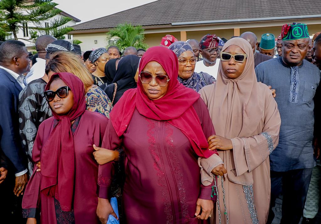 Tears As Lagos Lawmaker, Abdul-Sobur Olayiwola Olawale Is Laid To Rest ...