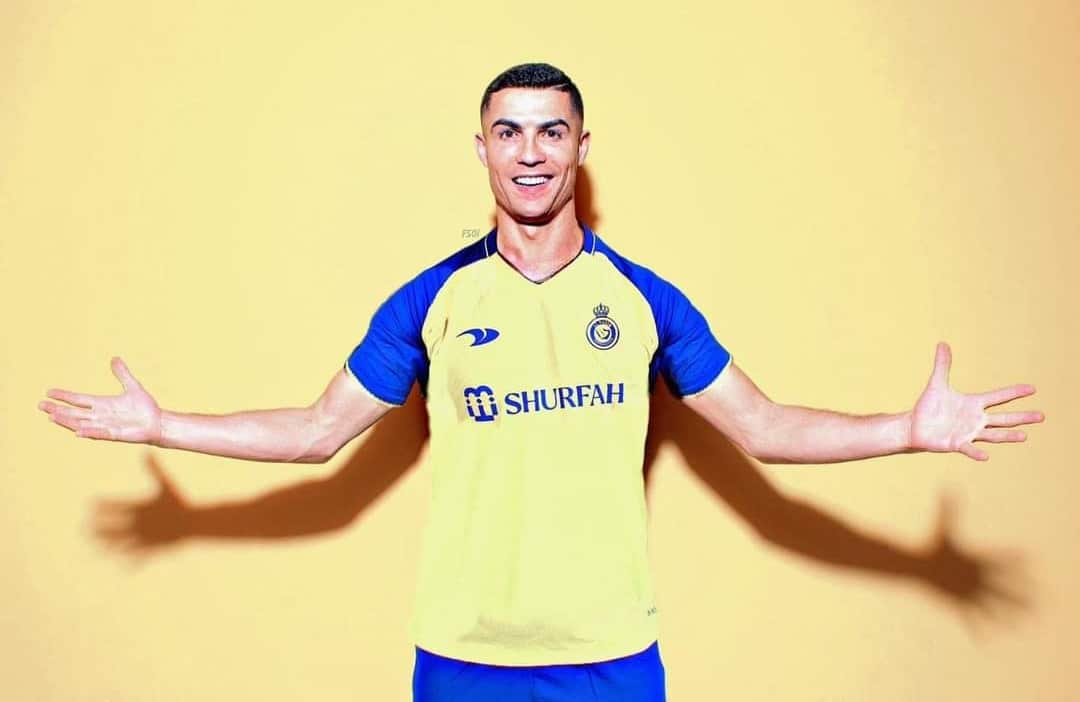 Cristiano Ronaldo signs a gigantic contract with Saudi side Al-Nassr 