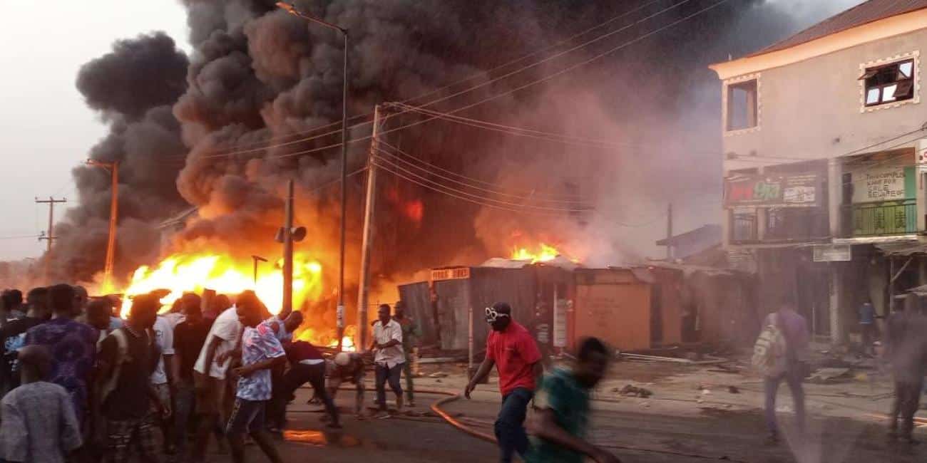 BREAKING: Fire Guts Popular Market In Lagos