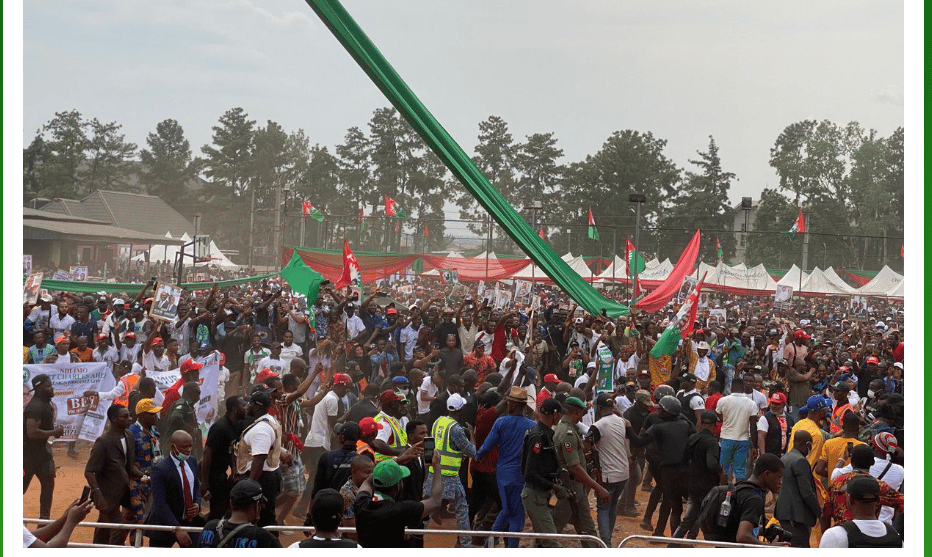 Mammoth Crowd Welcome Peter Obi In Imo Ahead Of Presidential Rally – [Videos]