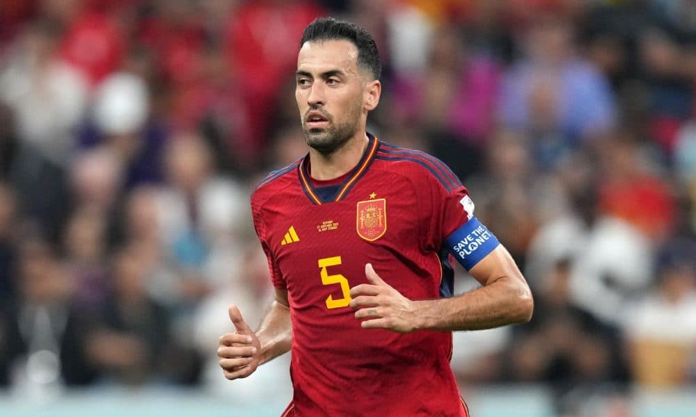 Barcelona's Busquets Retires From International Football
