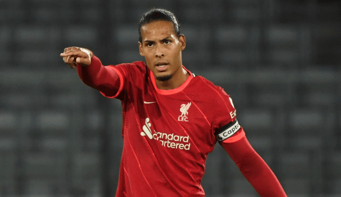 Liverpool's Virgil van Dijk to See A Specialist Over His Injury