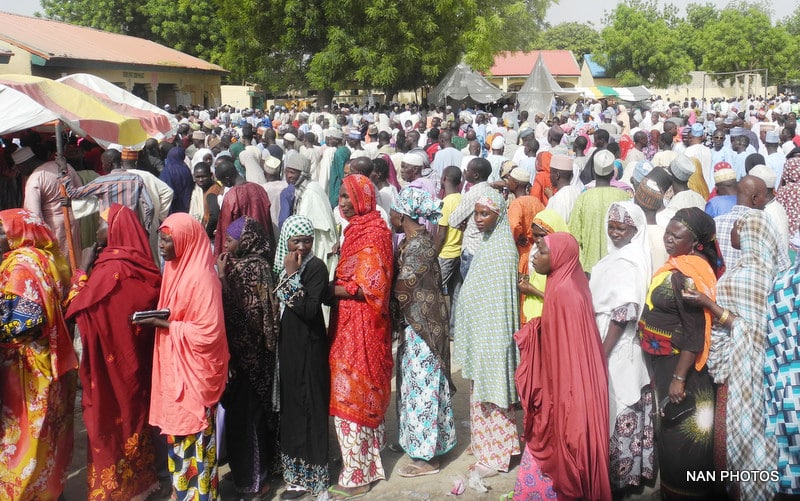 Voters Swear Before Collecting Spaghetti, Cloths In Niger