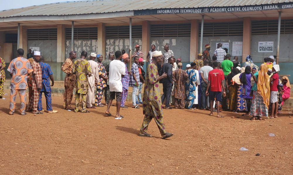 2023 Elections: Encouraging Turnout As Voting Commences In Oyo PUs - [Photos]