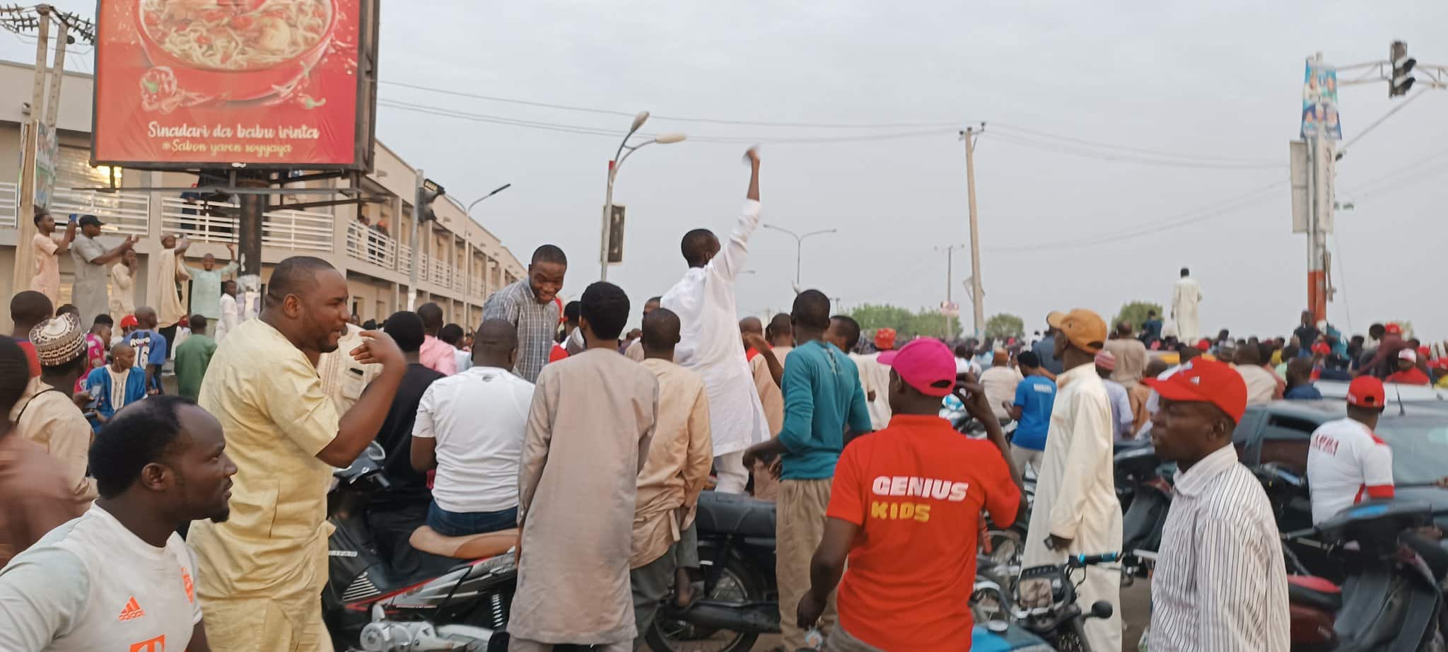Kano Residents Ignore Ganduje's Curfew, Troop Out To Celebrate NNPP's Victory (Video And Photos)