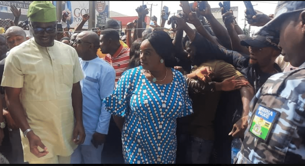 [JUST IN] Oyo State Guber: Seyi Makinde, Wife Storms Polling Unit To Vote