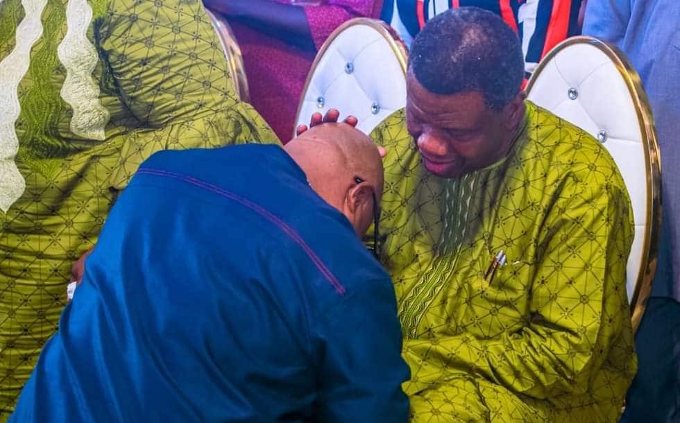 Pastor Adeboye Meets Adeleke [Photos]