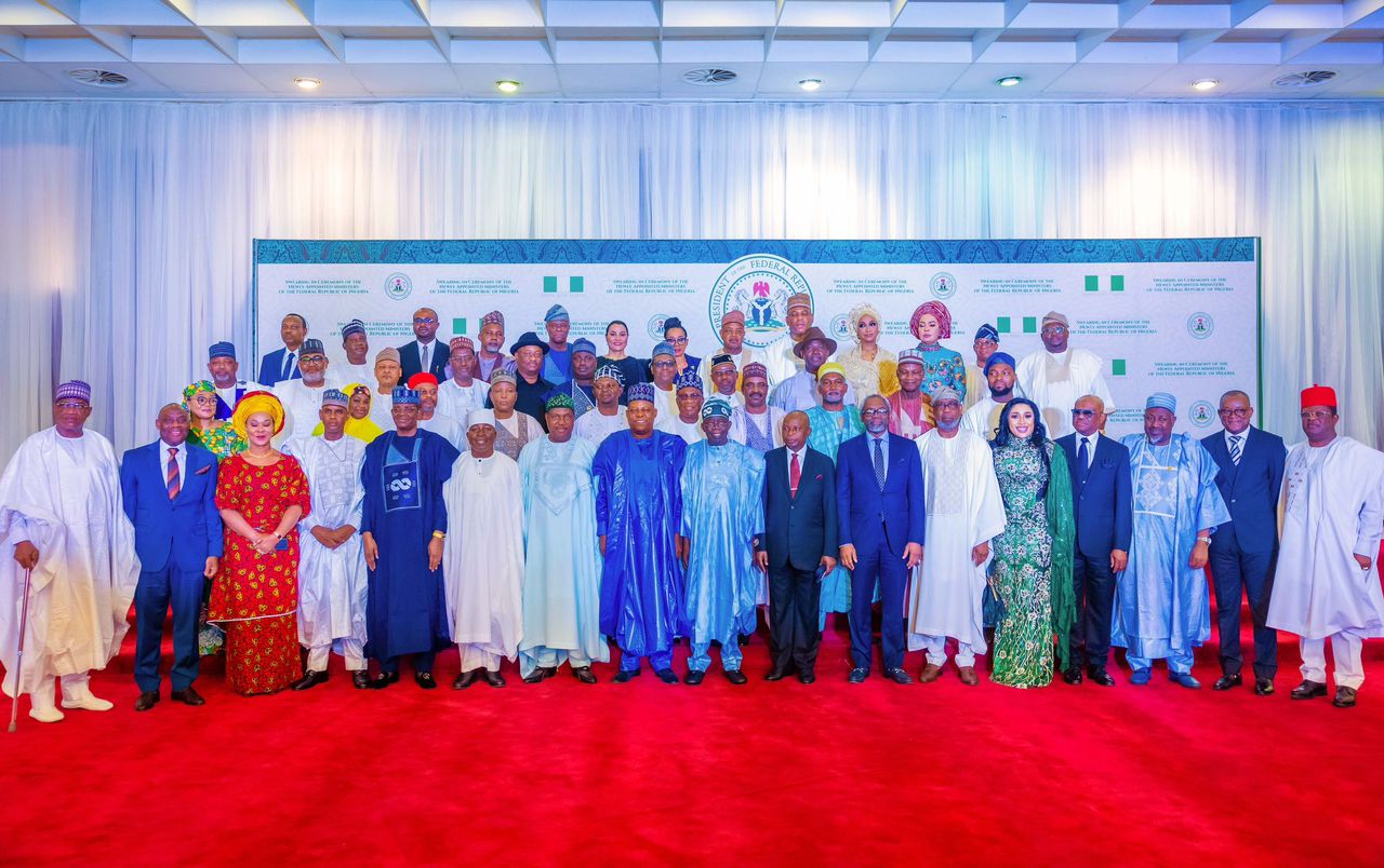 Breaking: Ministers Arrive For First FEC Meeting By President Tinubu (Video)