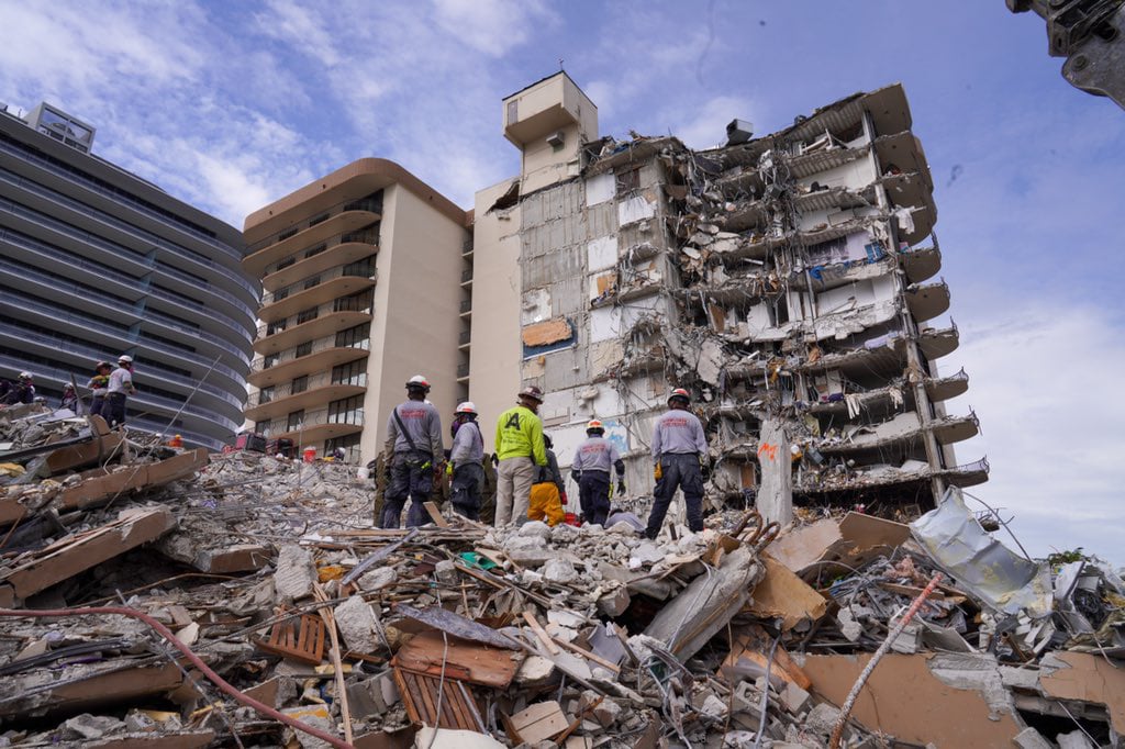 Panic As 20-Storey Building Collapses In Delta State