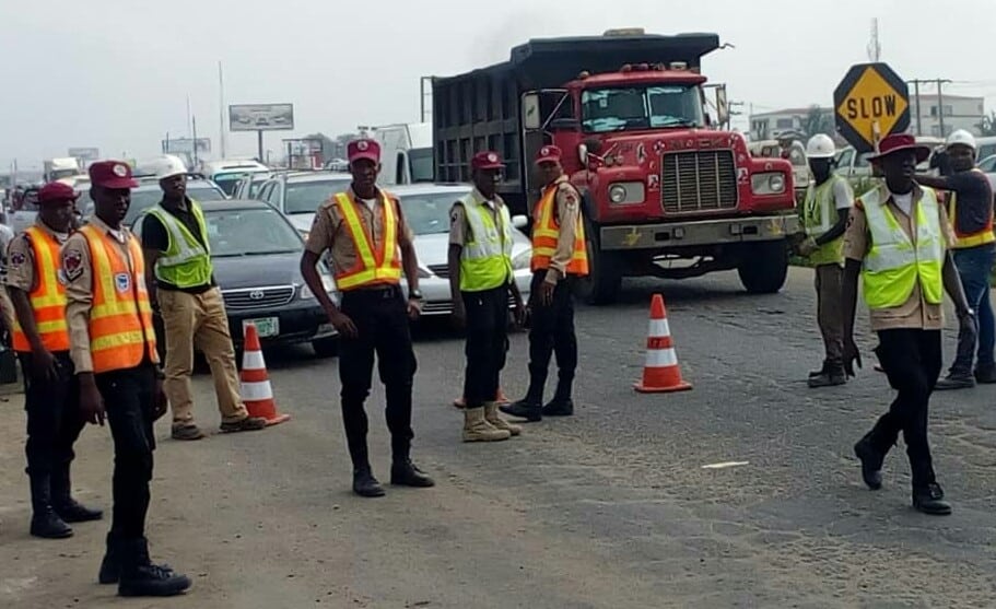 Gridlock As Fuel Tanker, Truck Collide On Lagos-Ibadan Expressway