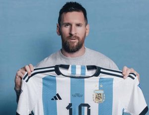Lionel Messi’s 2022 World Cup Jerseys Up For Auction