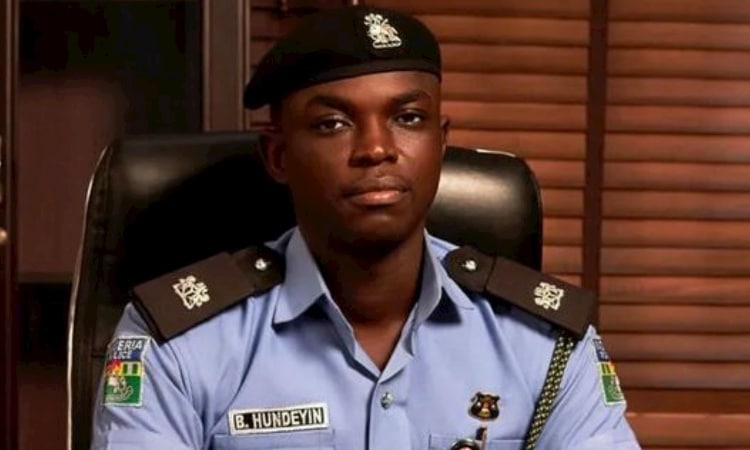 Police Arrest Traffic Robber Disguised As Beggar On Lekki Expressway