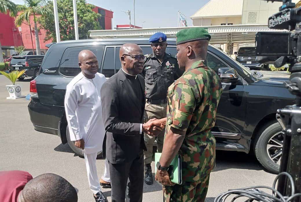 JUST IN: Benue Gov In Closed-Door Meeting With Defence Chief