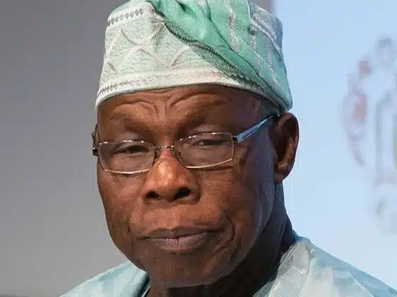 Obasanjo Visits Family Of Late Olubadan, Lekan Balogun