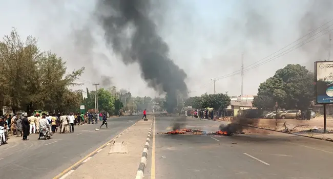 PDP Supporters Stage Protest, Block Roads in Nasarawa Following Supreme Court Verdict