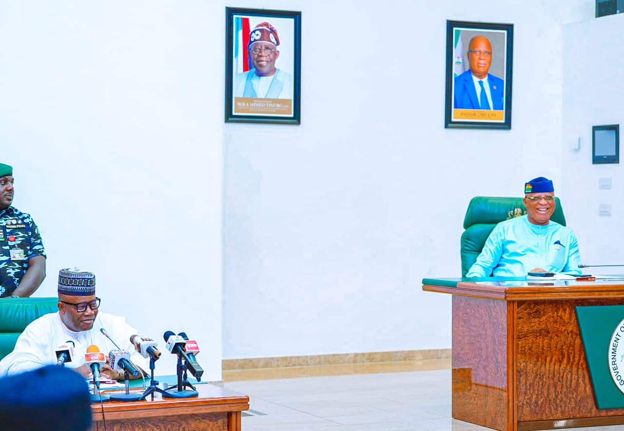 Akpabio Visits Governor Eno In Awka Ibom (Photos)