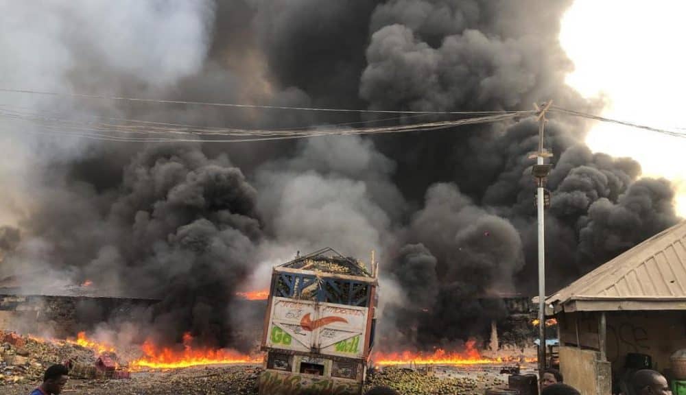 Turmoil In Lagos As Hoodlums Clash, Sets Market On Fire (PICTURES)
