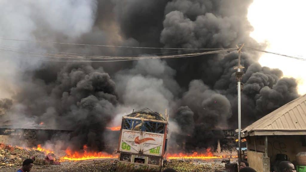 Turmoil In Lagos As Hoodlums Clash, Sets Market On Fire (PICTURES)