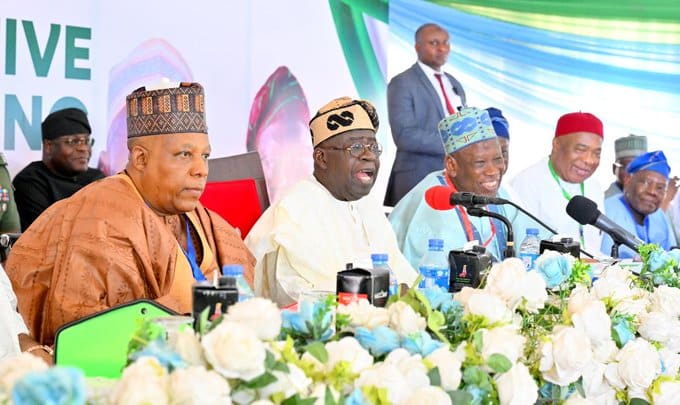 Opposition Parties In Disarray Over Defection Of Politicians To APC - Presidency