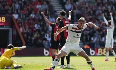 Premier League: Manchester United Survive 10-man Bournemouth
