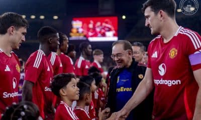Malaysia’s Prime Minister Mocks Manchester United After Embarrassing Defeat