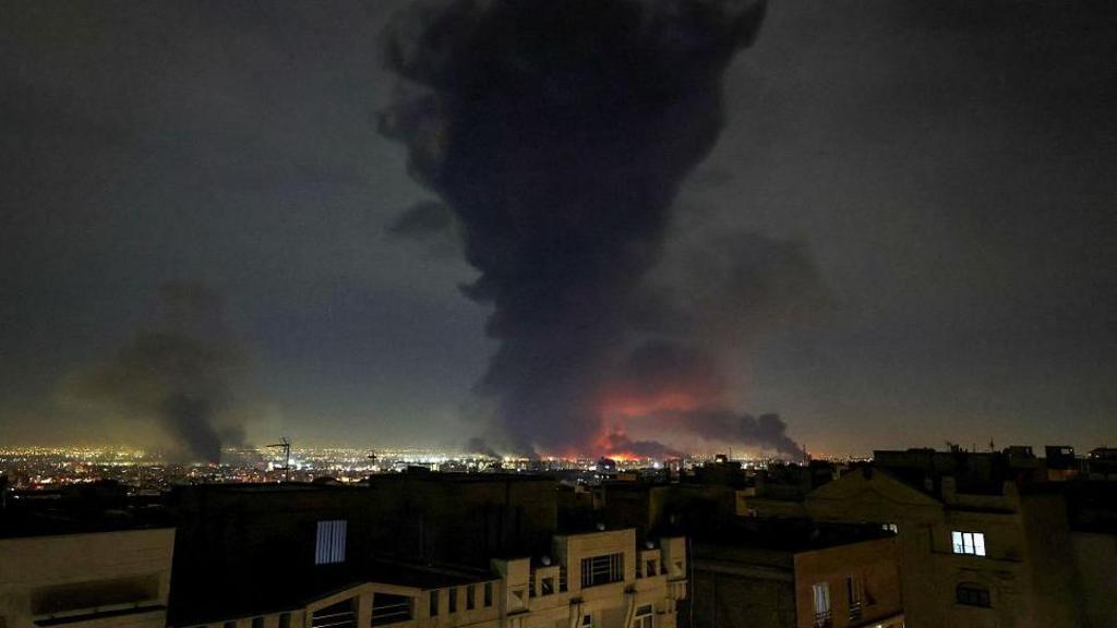 Explosion rocks Tehran's airport