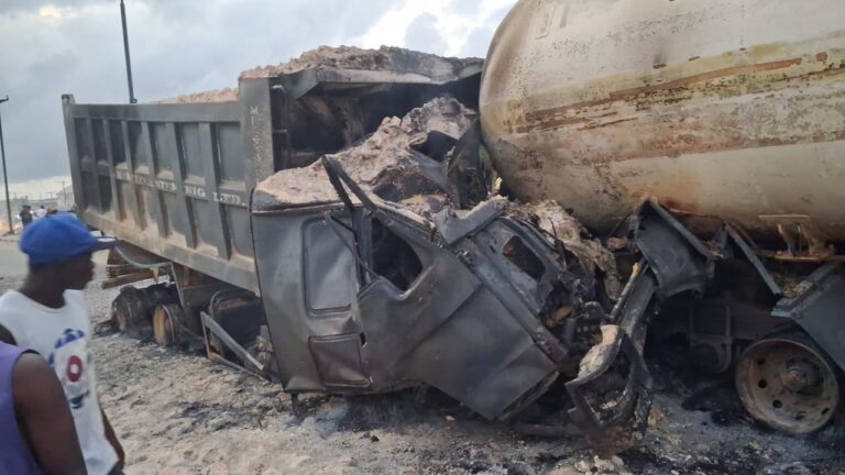 Pictures: Two Burnt To Death In Massive Lekki-Epe Gas Explosion | Naija ...