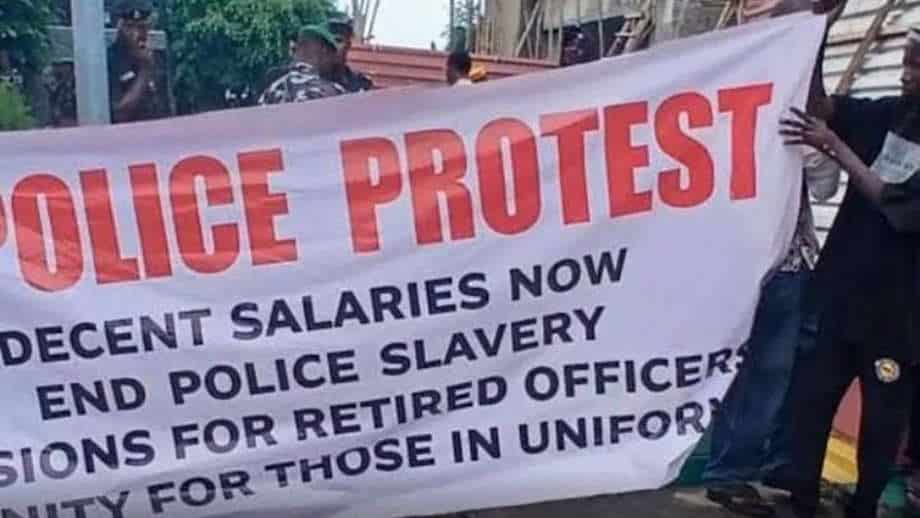 Retire police officers protesting in Abuja over pension scheme