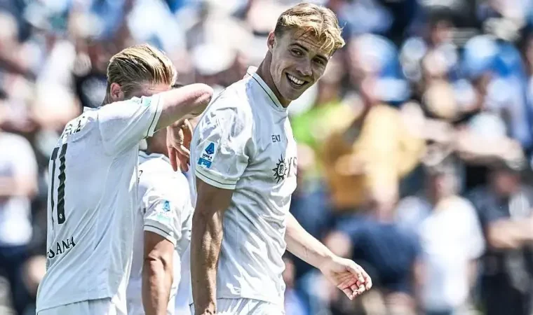 Rasmus Højlund celebrates after scoring for Napoli on Sunday, May 17, 2026.