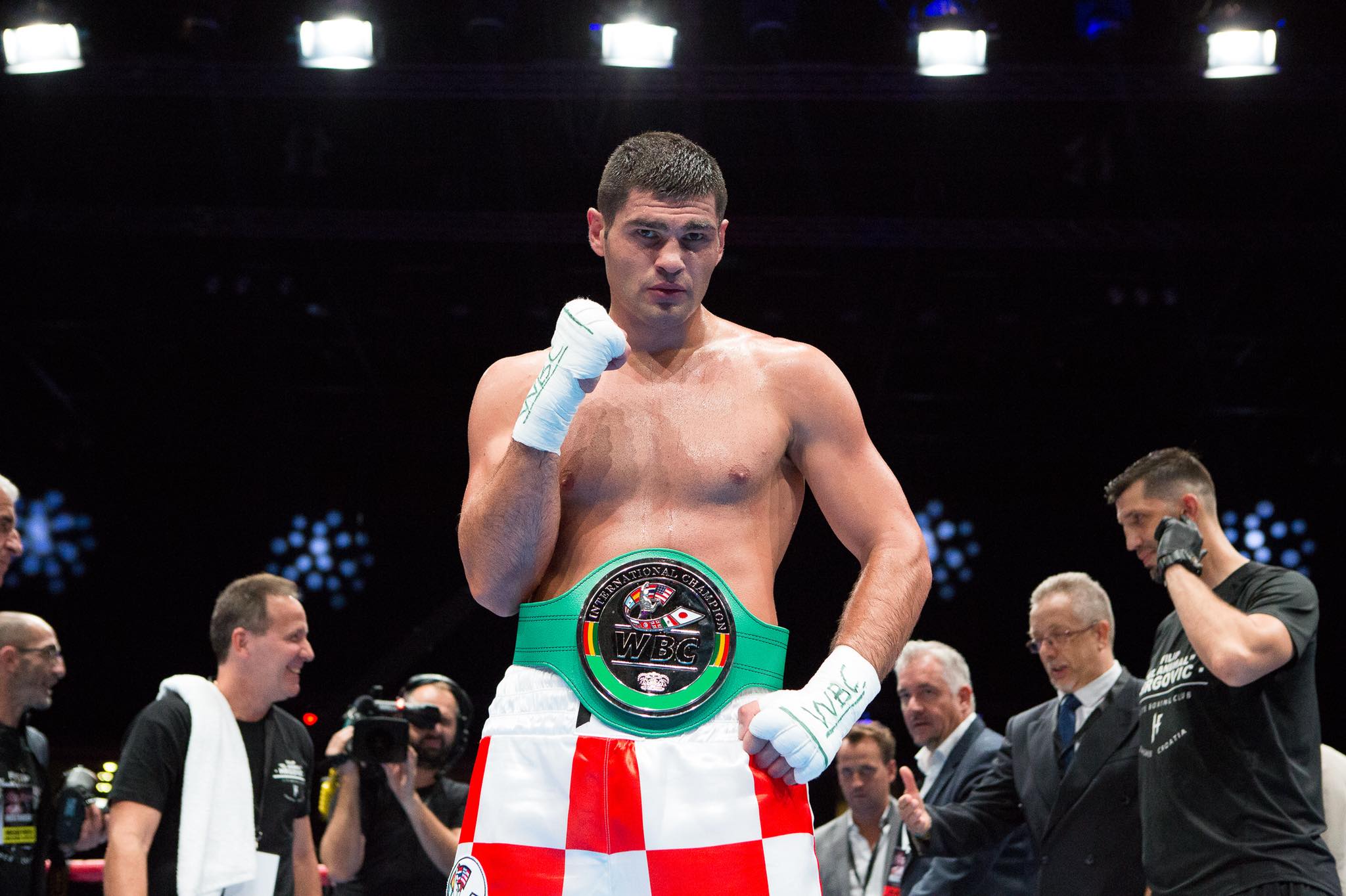 Filip Hrgovic Batters Allen, Sets Up Itauma Showdown