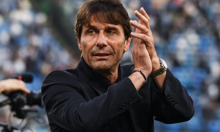 Napoli's outgoing coach, Antonio Conte