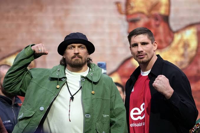 Heavyweight boxers, Oleksandr Usyk and Rico Verhoeven.