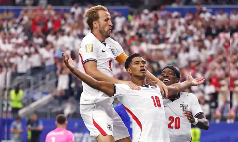 Harry Kane celebrates with Jude Bellingham at the 2026 FIFA World Cup.