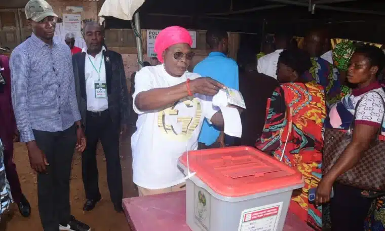 Deputy gov Afuye votes in her Ikere Ekiti ward | Abiodun Nejo
