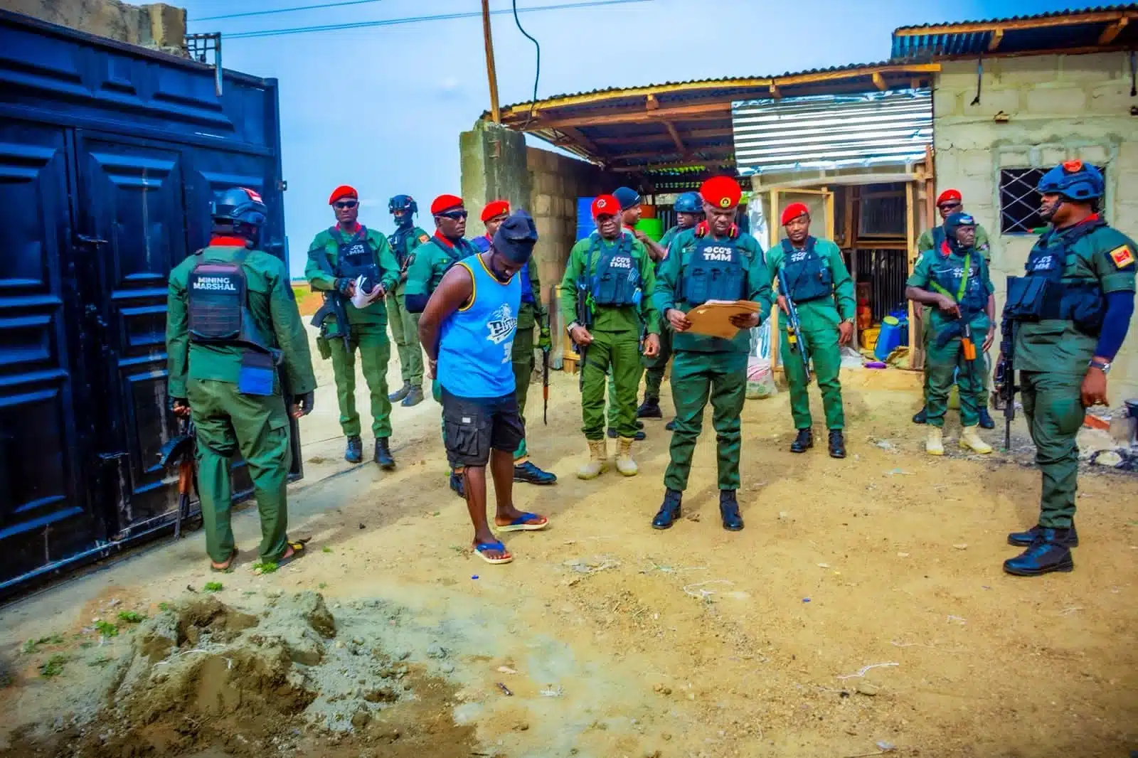 NSCDC Seals Seven Illegal Mineral Centres In Niger