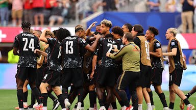 Canadian players celebrate after qualifying for the 2026 round of 16.