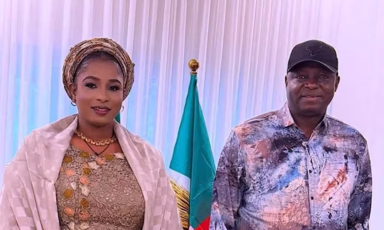 L-R: Aslam Aliyu and APC National Chairman, Nentawe Yilwatda