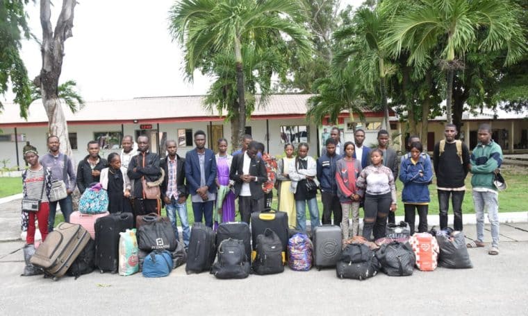 Suspects arrested by troops in Lagos State