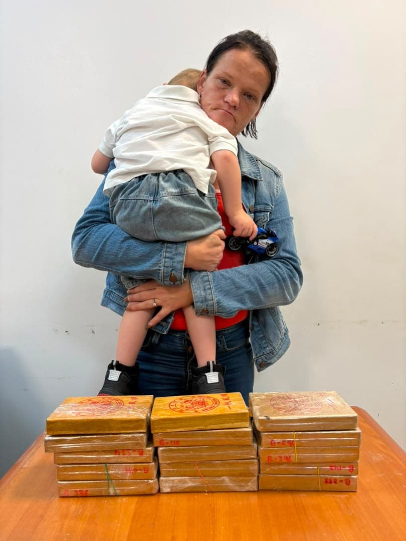 NDLEA Arrests South African Woman With 5.75KG Heroin After Using Son As Cover