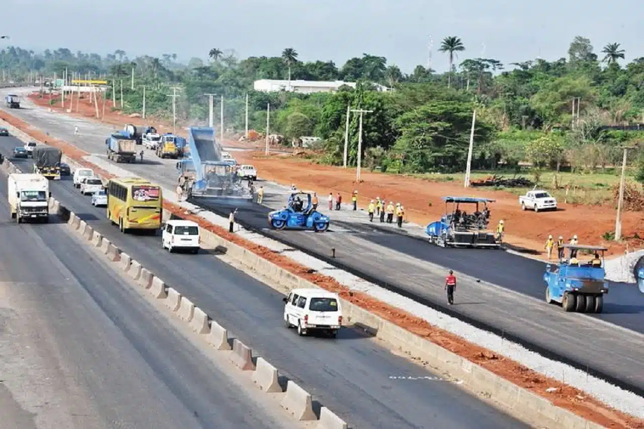 FG Suspends Kara Bridge Repairs Indefinitely
