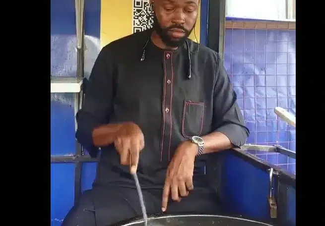 Akara vendor, Ayobami Ogunmoroti