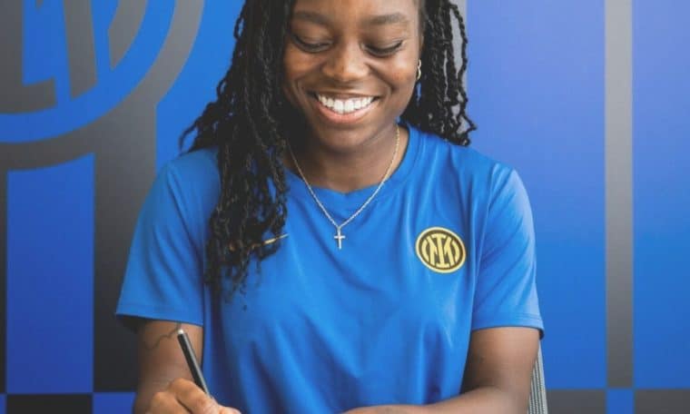 Toni Payne during her unveiling as Inter Milan player.