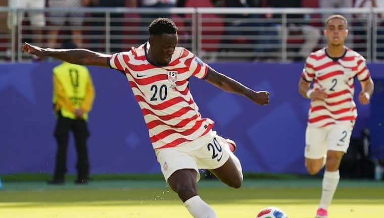 Folarin Balogun in action for the United States of America against Bosnia at the 2026 FIFA World Cup.