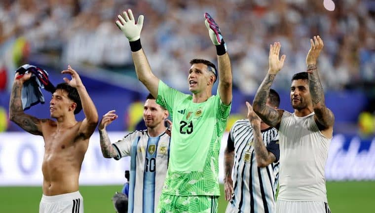 Argentine players celebrate their win over Cape Verde at the World Cup round of 32.