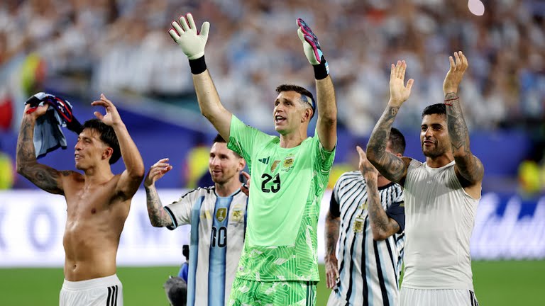 Argentine players celebrate their win over Cape Verde at the World Cup round of 32.